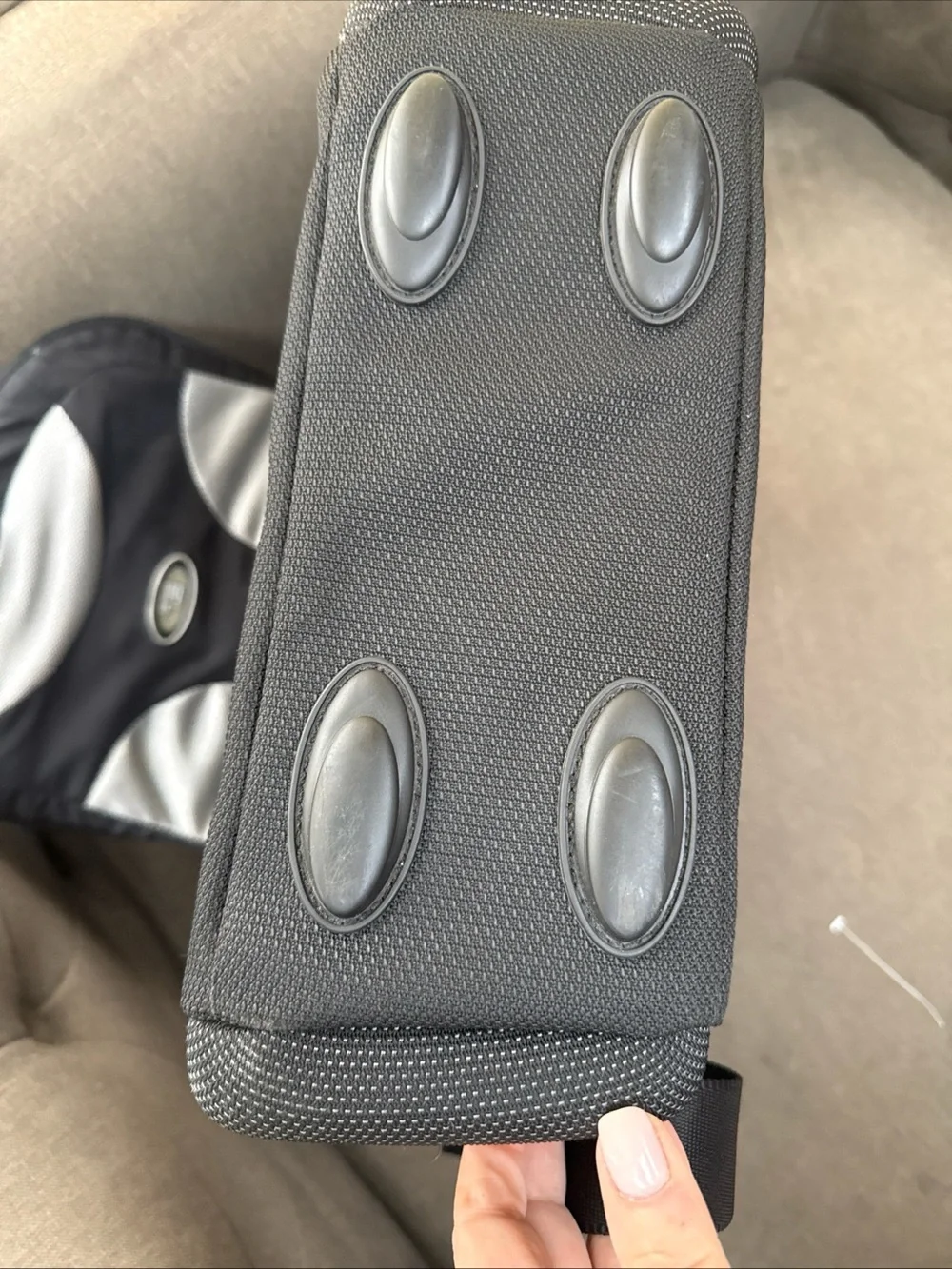 Tumi compact messenger
